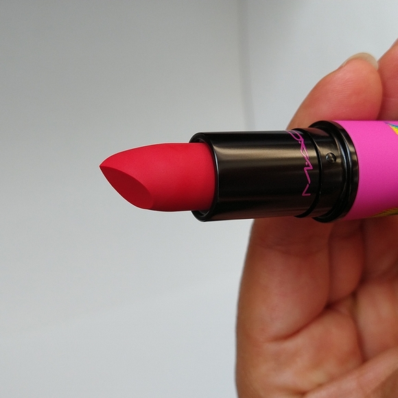 Mac moon masterpiece powder kiss lipstick - Picture 8 of 16